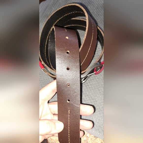 Mens New Levi's Strauss Belt Size 44 Leather Excellent Condition - Picture 4 of 4